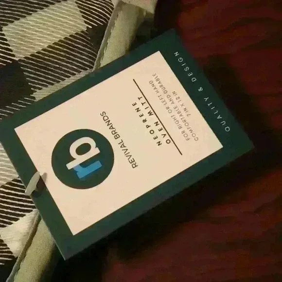 NWT - Revival Brands Neoprene Black & White Oven Mitt - Picture 8 of 10